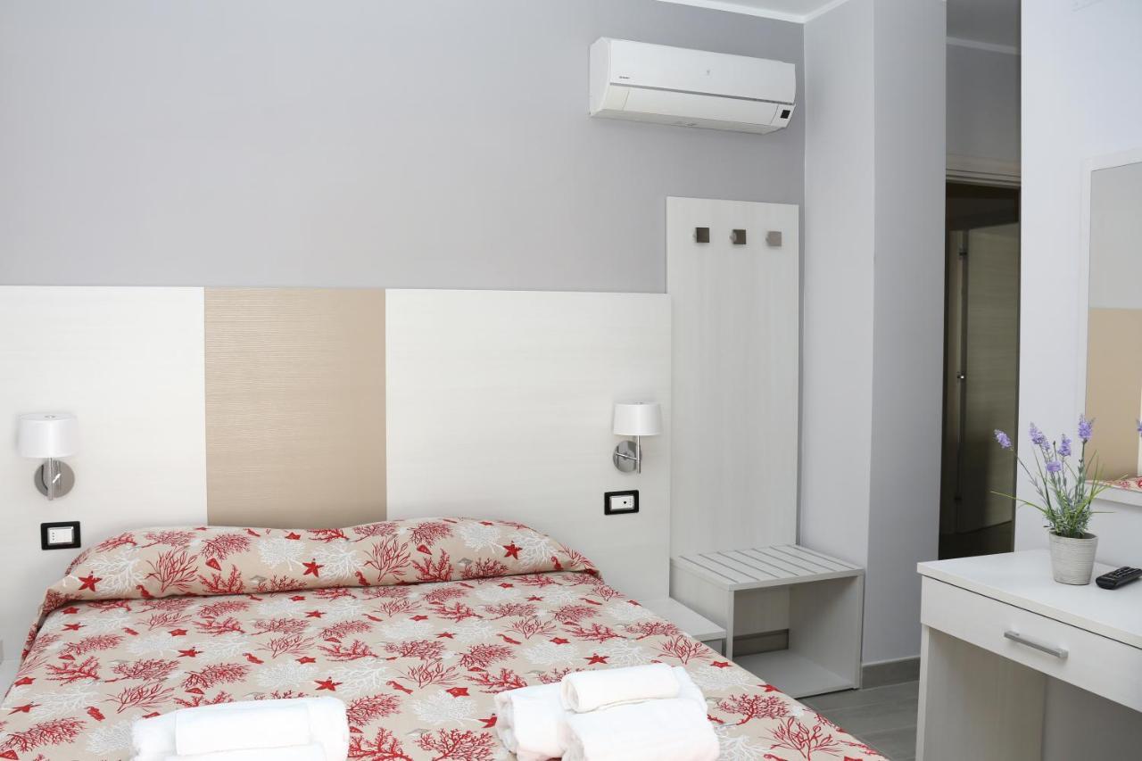 Meuble Leonetti Bed and Breakfast Centola Rum bild